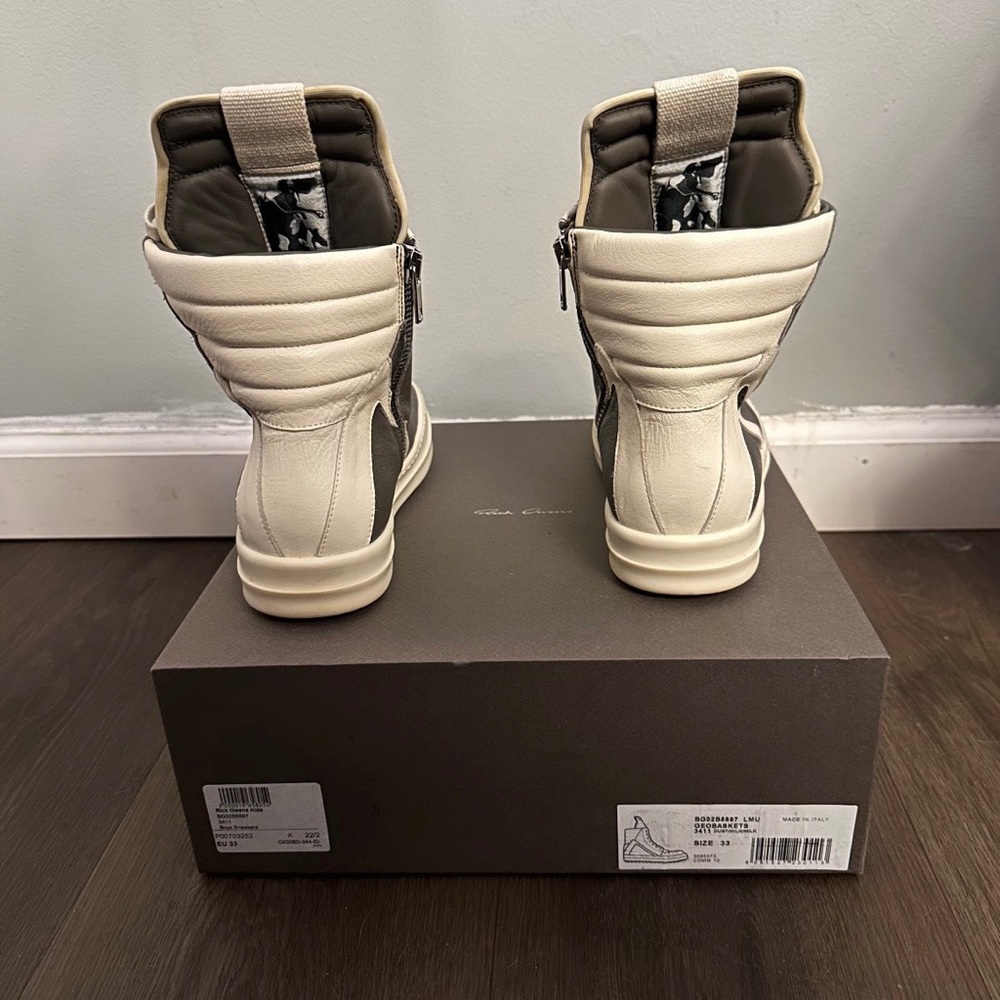Rick Owens Gray and White Geobasket High-Top Sneakers Kids - Picture 5 of 9